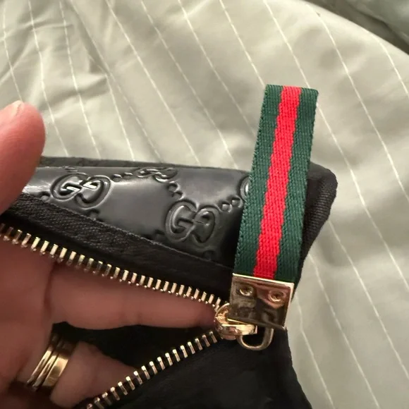Gucci Black GG Embossed Toiletry Bag - Picture 2 of 6